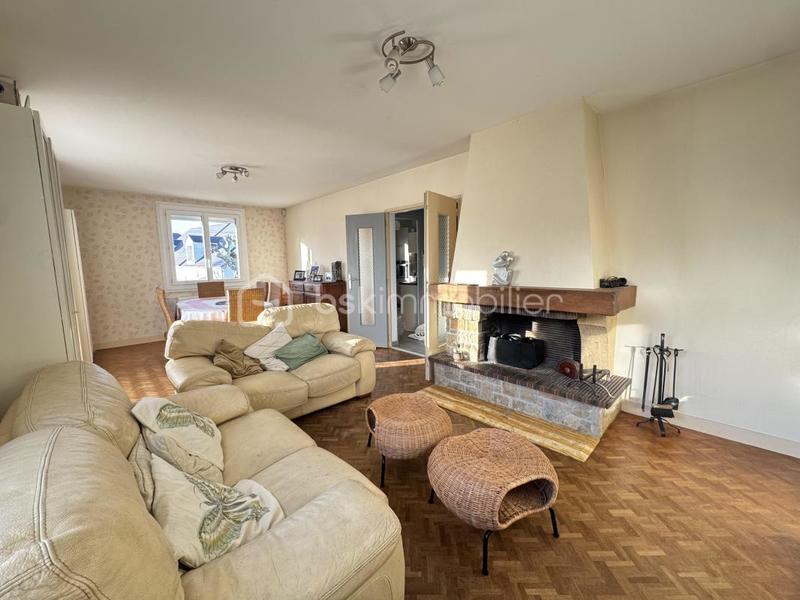 Pavillon - 101 m² - 7 pièces