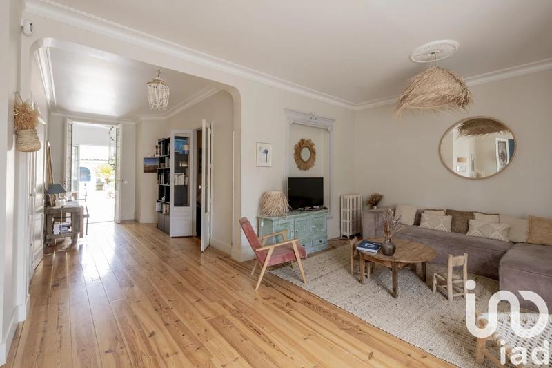 Maison de ville - 199 m² - 6 pièces