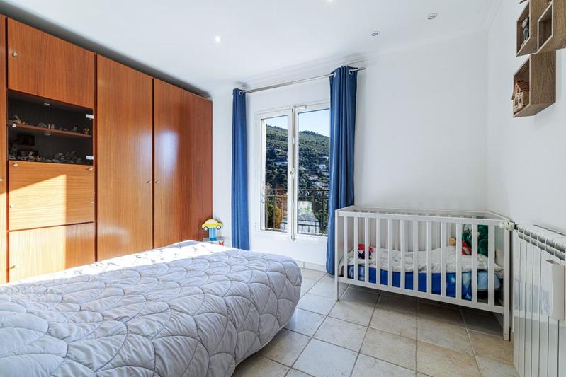 Villa - 240 m² - 7 pièces