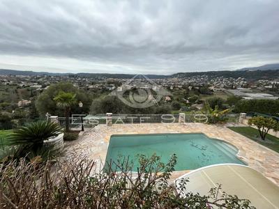 Villa - 181 m² - 7 pièces