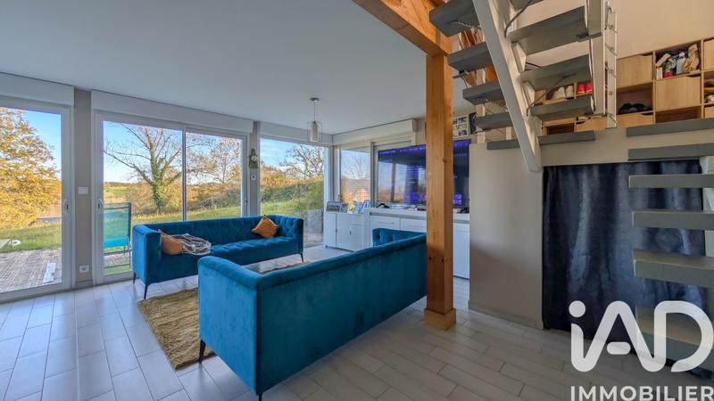 Maison - 140 m² - 5 pièces