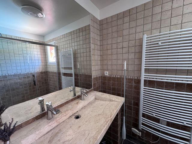 Maison - 160 m² - 5 pièces