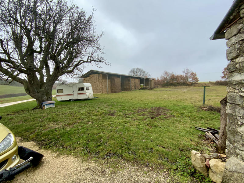 Mas - 600 m² - 7 pièces