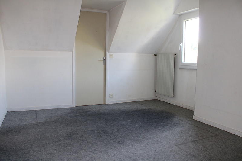 Maison - 150 m² - 8 pièces