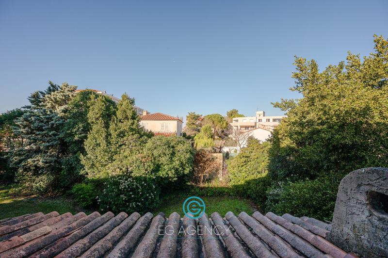 Maison - 200 m² - 6 pièces