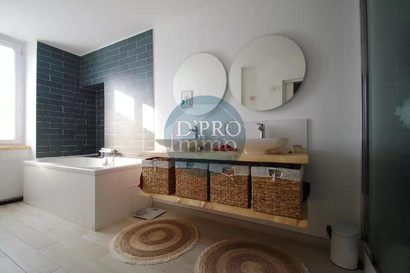 Maison - 136 m² - 5 pièces