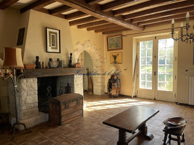 Maison - 285 m² - 7 pièces