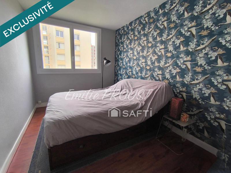 Appartement - 90 m² - 5 pièces