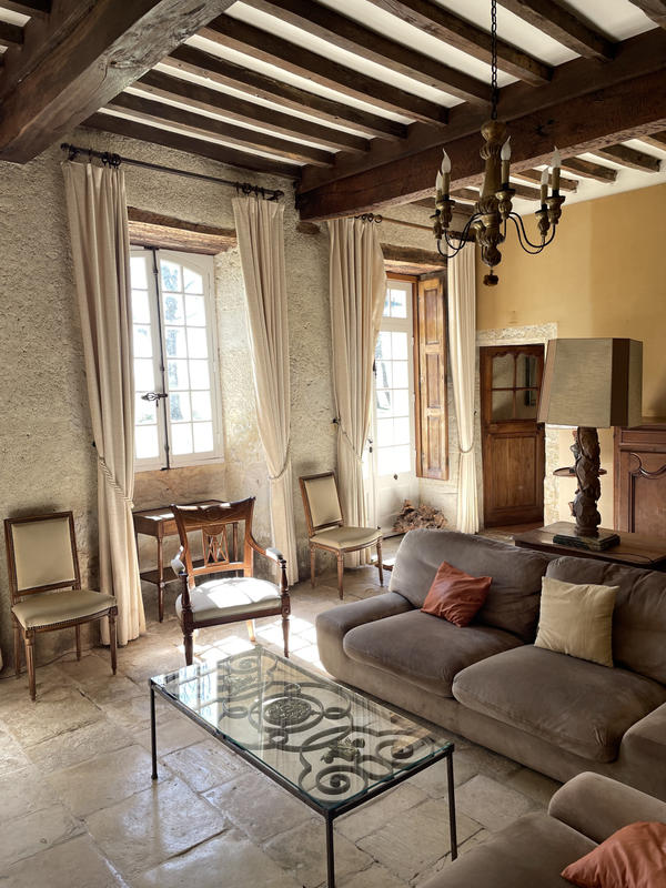 Maison - 428 m² - 15 pièces