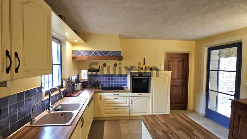 Maison - 185 m² - 5 pièces