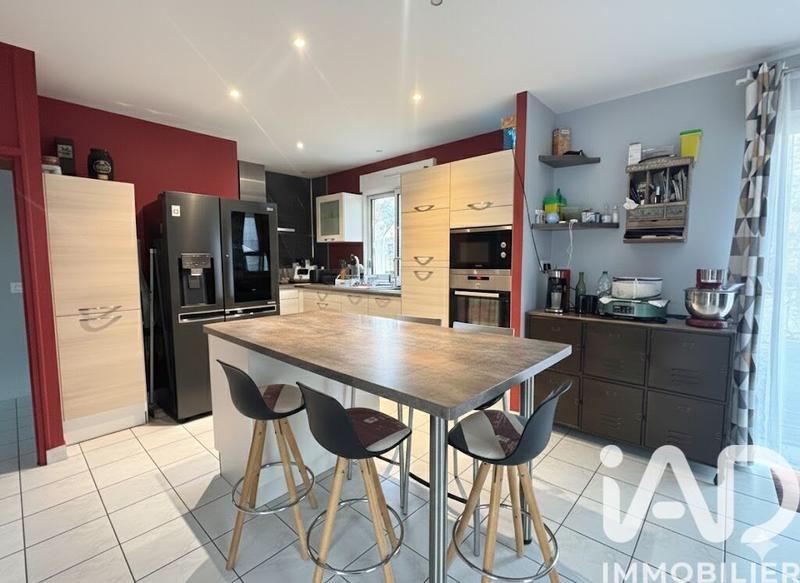 Maison - 92 m² - 4 pièces