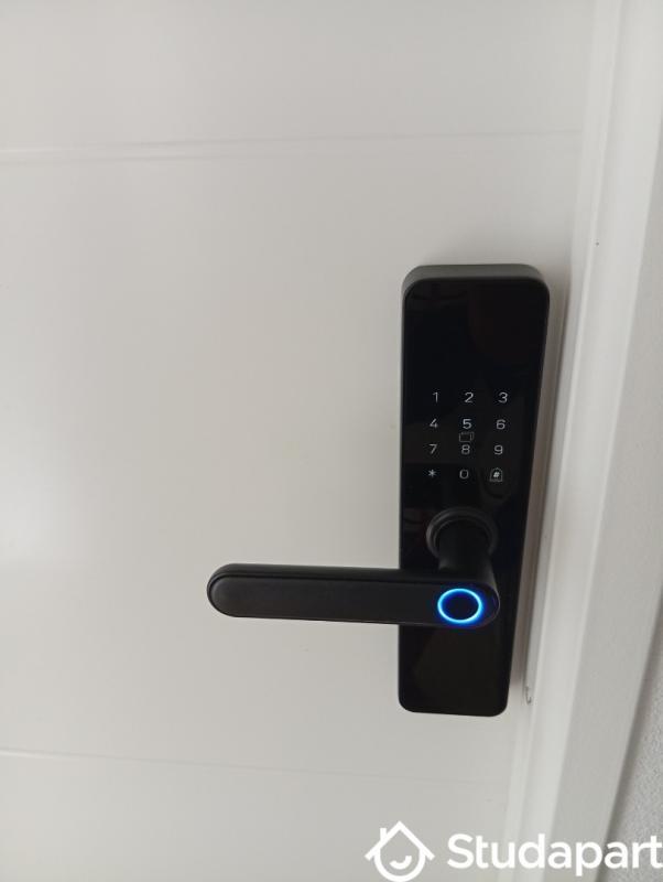 Chambre - 9 m² - 1 pièce