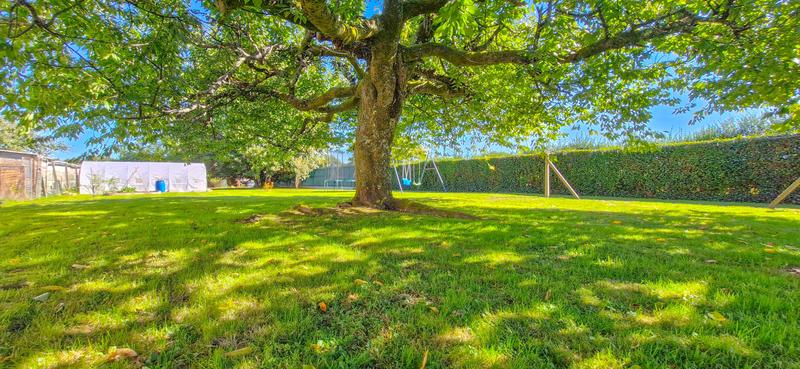 Maison - 95 m² - 5 pièces