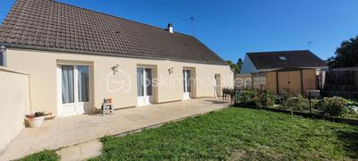 Maison - 105 m² - 5 pièces