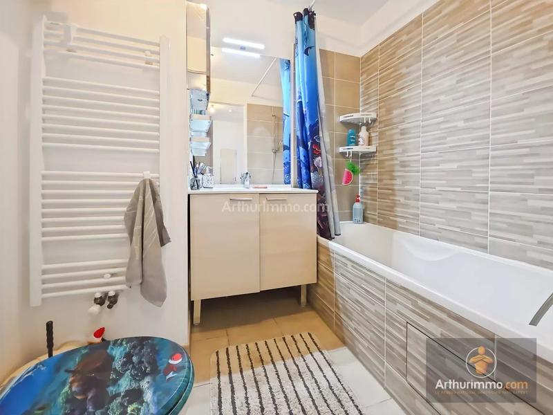 Maison - 93 m² - 5 pièces