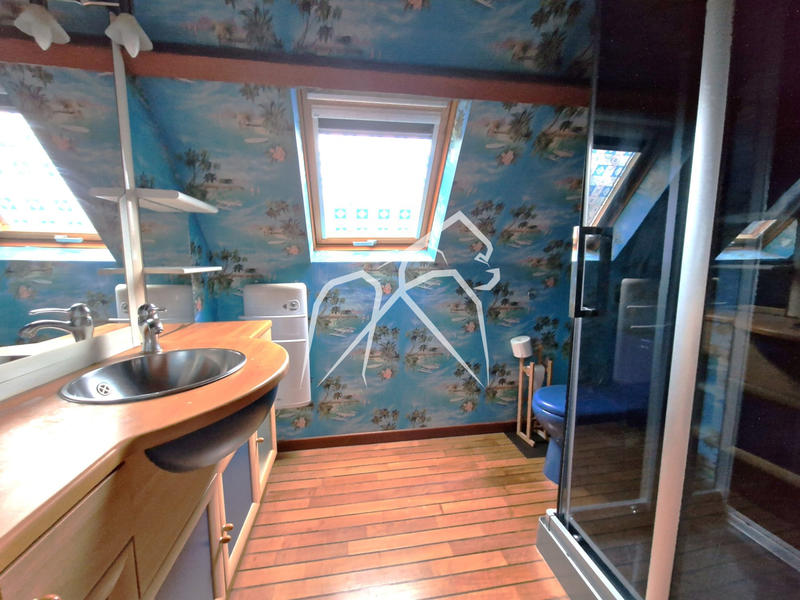 Maison - 170 m² - 6 pièces