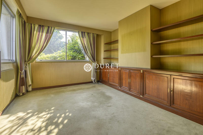 Villa - 236 m² - 8 pièces