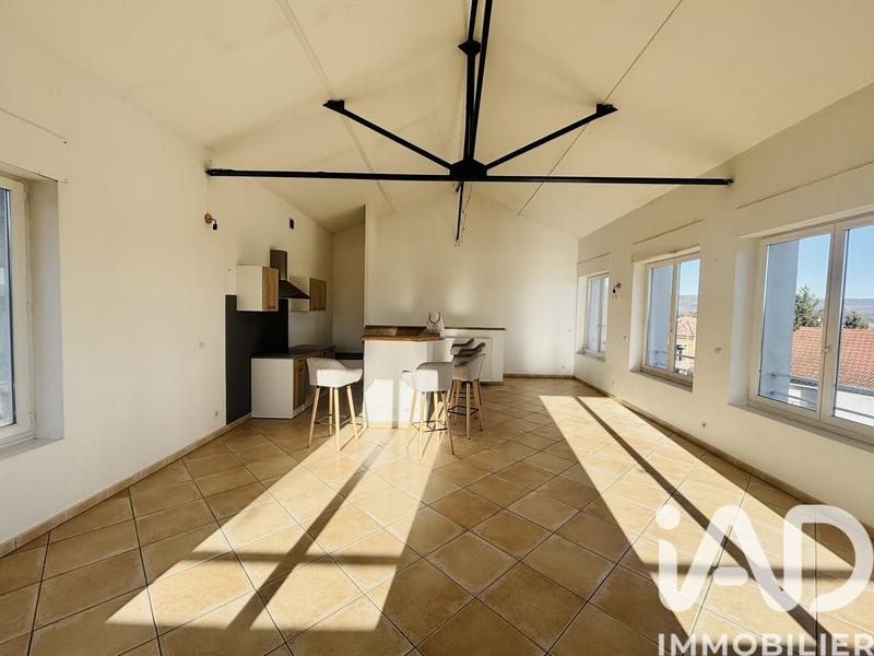 Appartement - 95 m² - 3 pièces