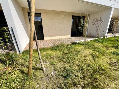 Appartement - 90 m² - 4 pièces