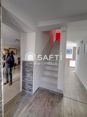 Maison - 185 m² - 10 pièces