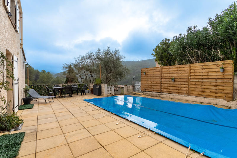 Maison - 130 m² - 5 pièces