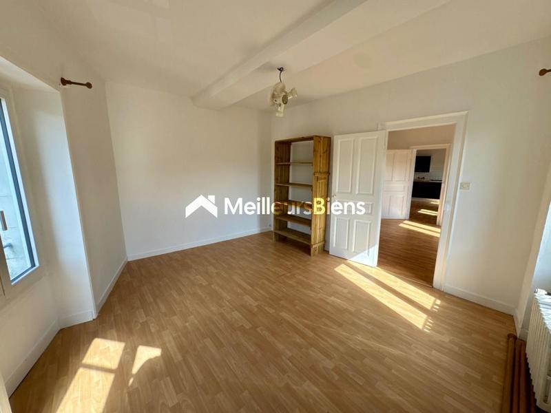 Immeuble - 160 m² - 6 pièces