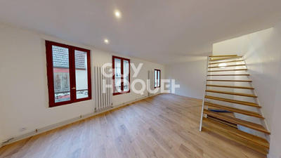 Maison - 80 m² - 5 pièces