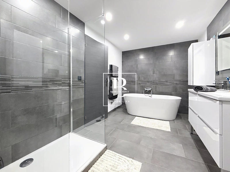 Maison - 99 m² - 3 pièces