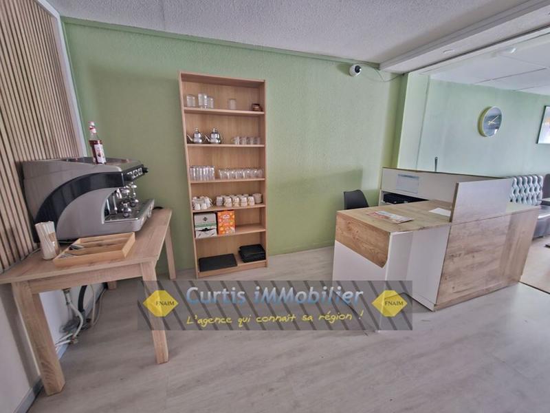 Local commercial - 70 m² - 3 pièces