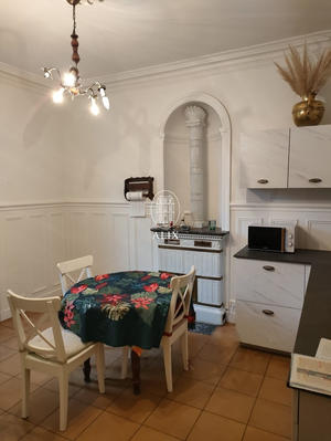 Maison - 180 m² - 7 pièces