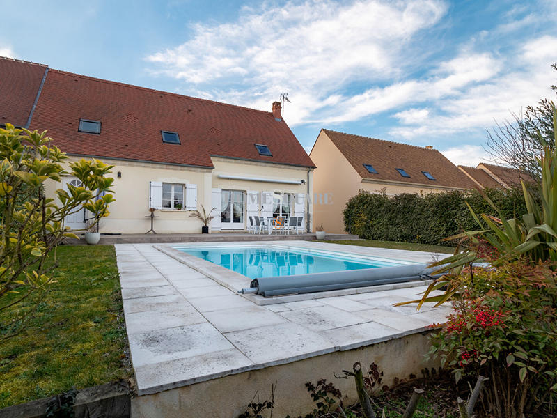 Maison - 162 m² - 6 pièces