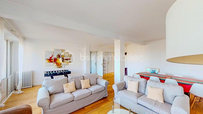 Appartement - 102 m² - 4 pièces