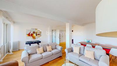 Appartement - 102 m² - 4 pièces