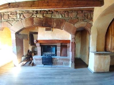 Corps de ferme - 240 m² - 8 pièces