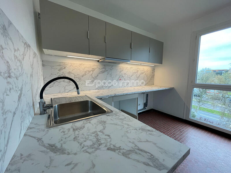 Appartement - 65 m² - 3 pièces