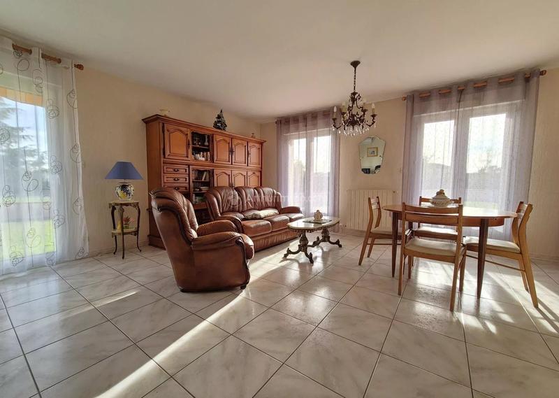 Maison - 99 m² - 4 pièces