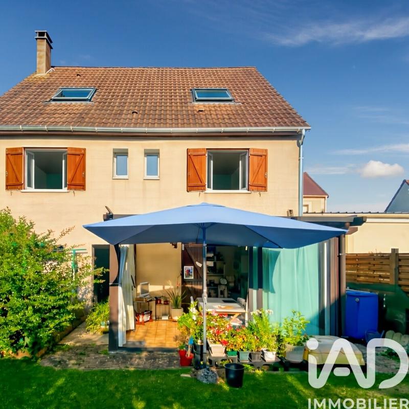 Maison - 96 m² - 6 pièces