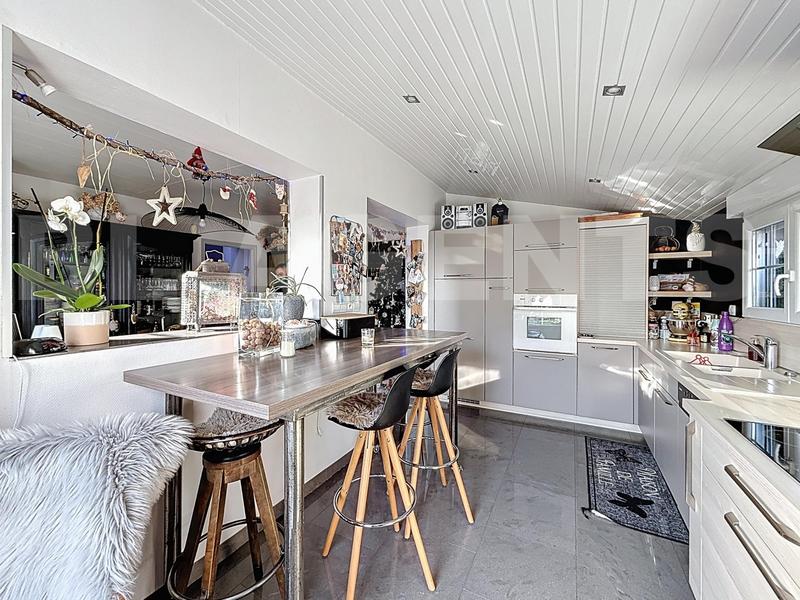 Maison - 85 m² - 5 pièces