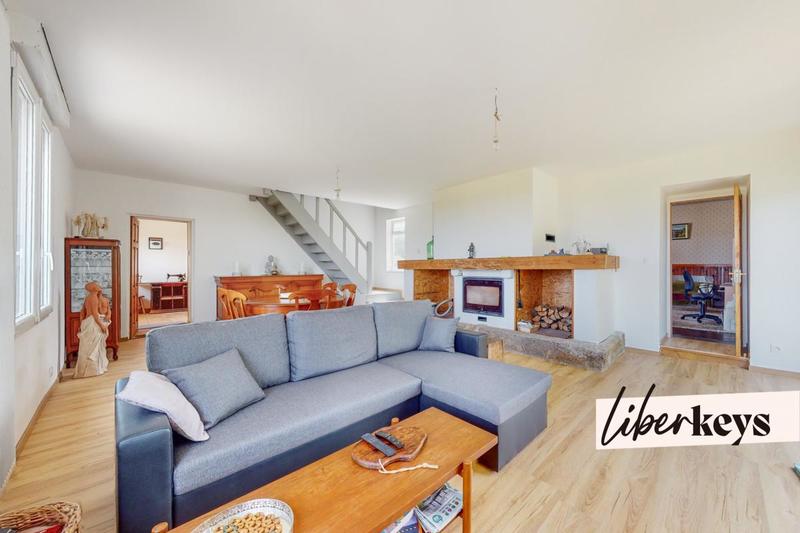 Propriété - 307 m² - 10 pièces