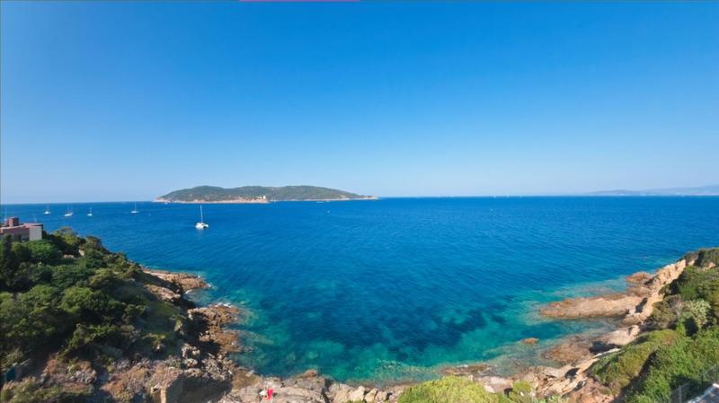 Villa - 371 m² - 11 pièces