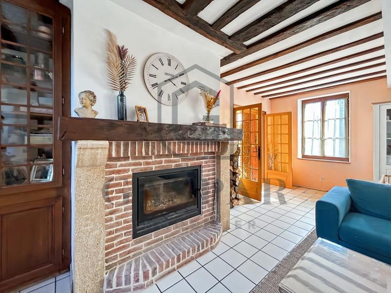 Maison ancienne - 213 m² - 9 pièces