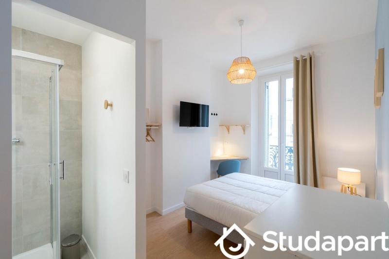 Chambre - 24 m² - 1 pièce