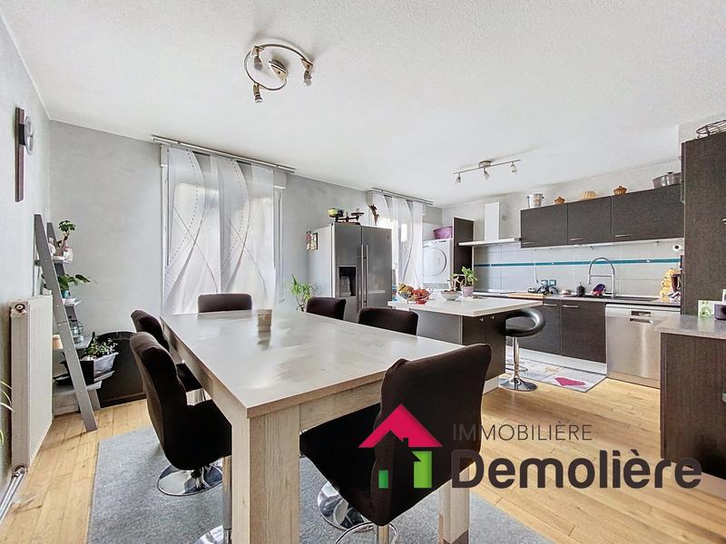 Appartement - 93 m² - 4 pièces