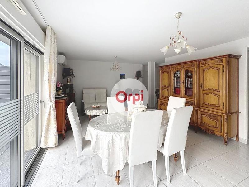 Appartement - 80 m² - 4 pièces