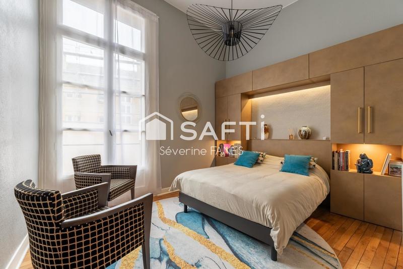 Appartement - 122 m² - 5 pièces