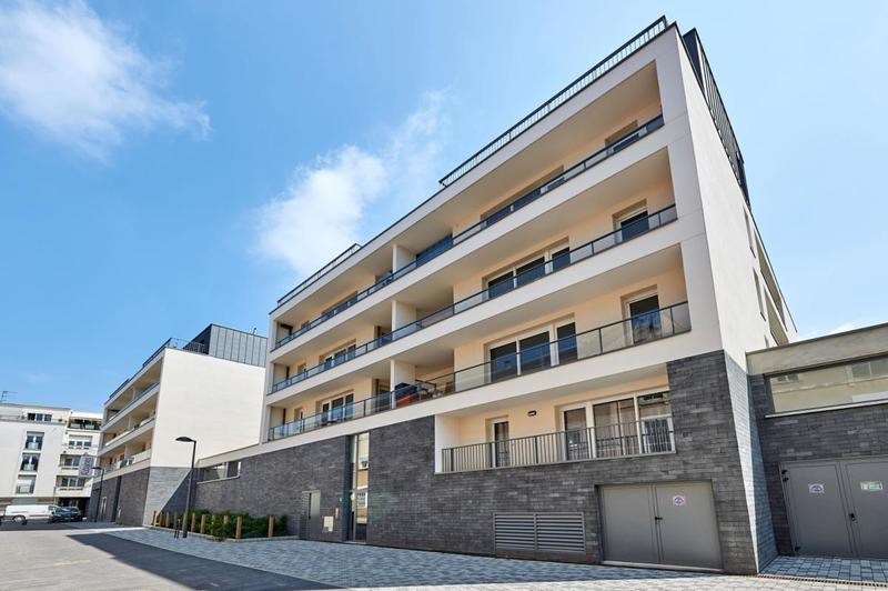 Appartement - 93 m² - 4 pièces