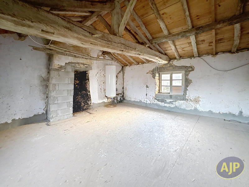 Maison - 90 m² - 6 pièces