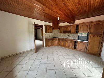 Maison en pierre - 115 m² - 6 pièces