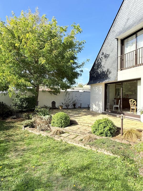 Maison - 152 m² - 7 pièces