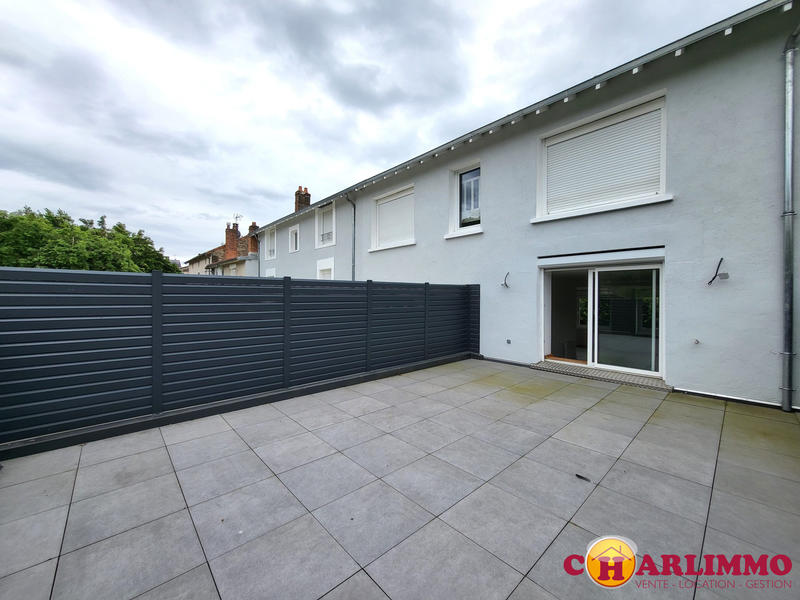 Appartement - 155 m² - 8 pièces